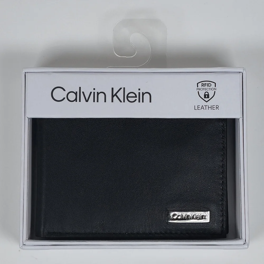 Black‎ Calvin Klein Leather Wallet With RFID Protection